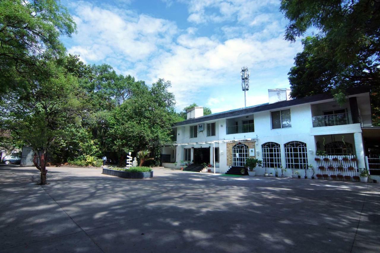 Mint Koregaon Park Next To Osho Ashram Poona Buitenkant foto