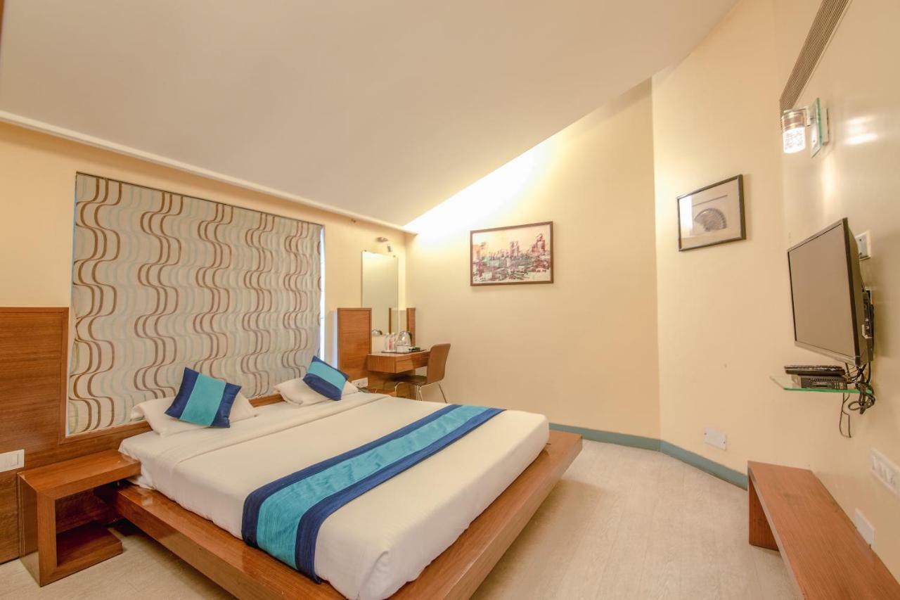 Mint Koregaon Park Next To Osho Ashram Poona Buitenkant foto