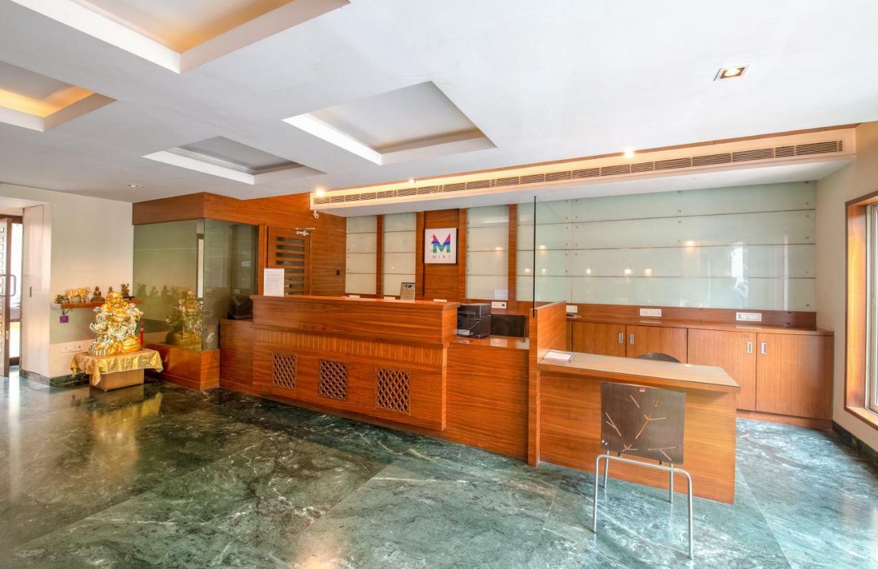 Mint Koregaon Park Next To Osho Ashram Poona Buitenkant foto